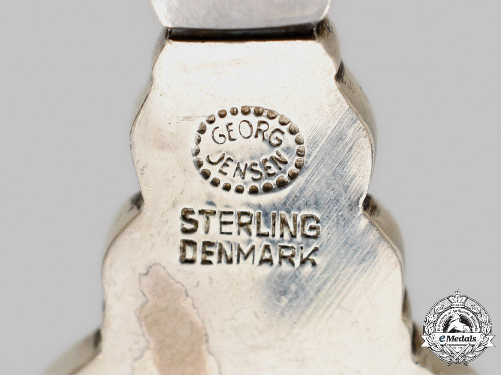 denmark._a_lot_of_vintage_silverware,_by_georg_jensen_c2021_176emd_2837_1