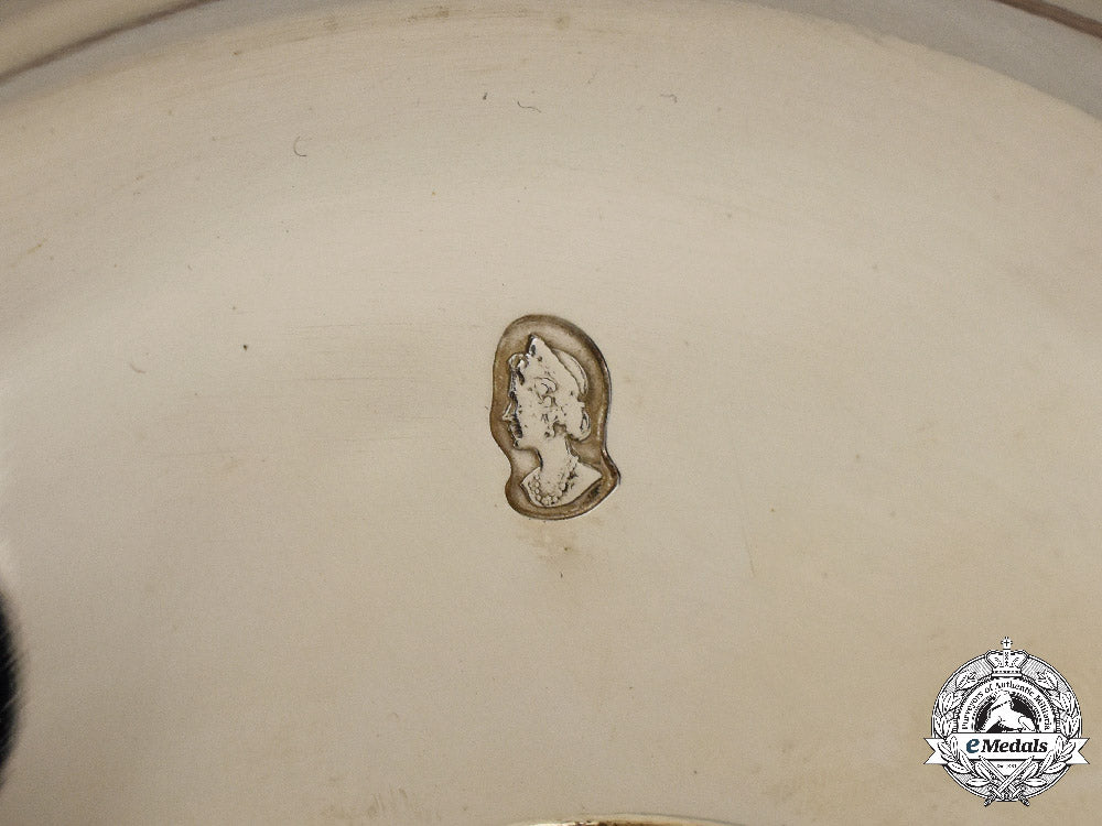 united_kingdom._a_queen_elizabeth_ii_sterling_silver_jubilee_dish,_by_pobjoy_mint_with_case,1977_c2021_184emd_2940