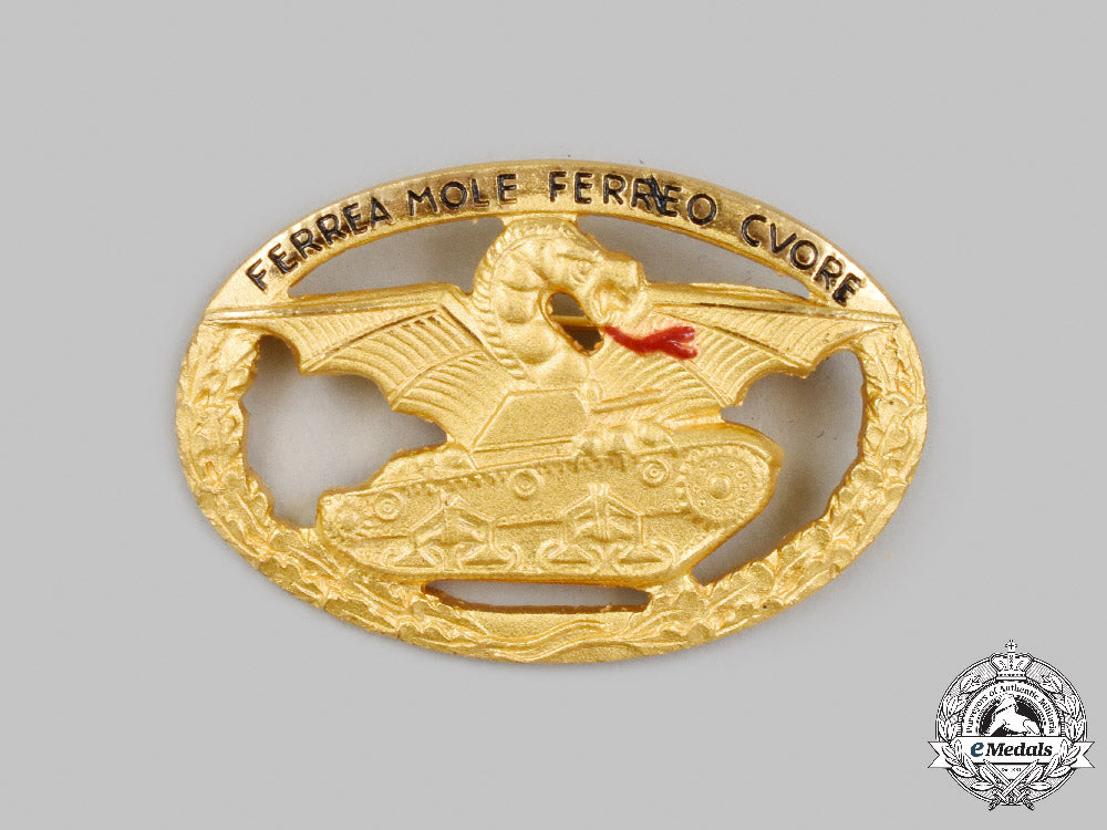 italy,_kingdom._a_second_war_italian_commander’s_tank_badge_c2021_187emd_9547_1