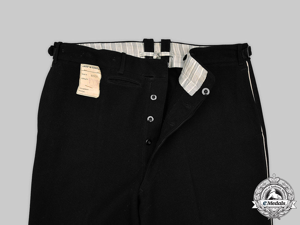 germany,_ss._a_pair_of_mint_ss_black_uniform_service_trousers,_by_otto_bär_c2021_190_mnc5419_1