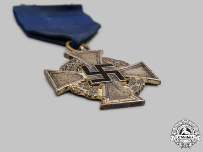 germany,_third_reich._a_mixed_lot_of_civil_awards_c2021_208emd_7200-_1_