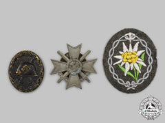Germany, Wehrmacht. A Mixed Lot Of Badges And Insignia
