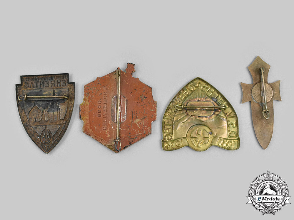 germany,_third_reich._a_lot_of_commemorative_badges_c2021_217_mnc0227_1