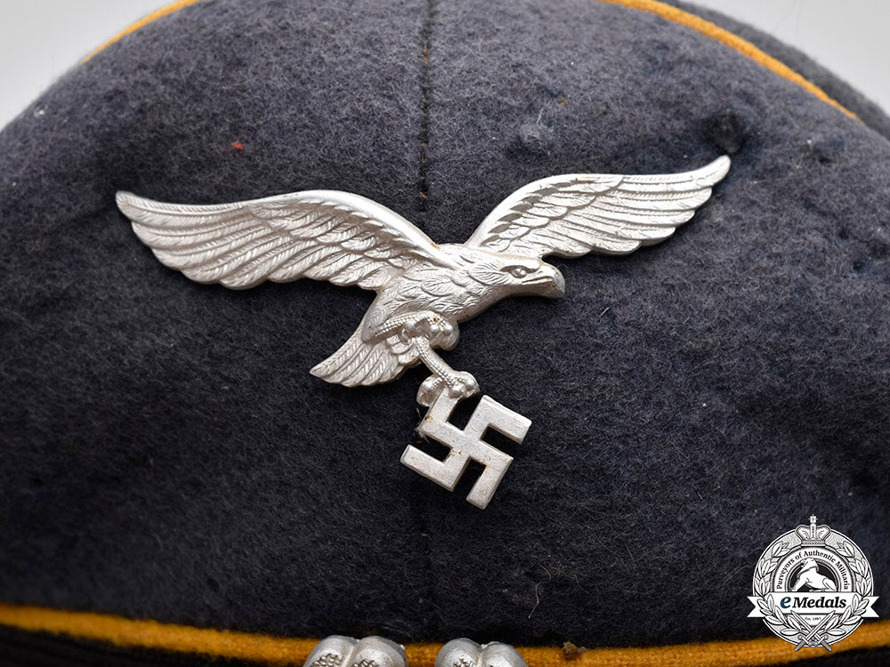 germany,_luftwaffe._a_flight_personnel_em/_nco’s_visor_cap_c2021_217_mnc5329