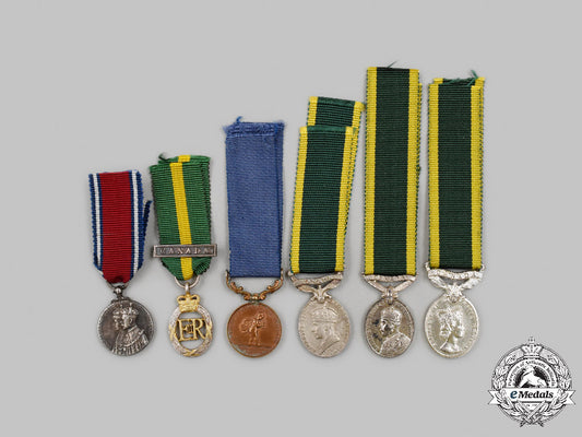 united_kingdom._a_lot_of_six_miniature_awards_c2021_245emd_7287