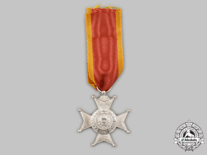 schaumburg-_lippe,_principality._a_princely_house_order,_silver_merit_cross,_c.1918_c2021_251emd_9721_1_1