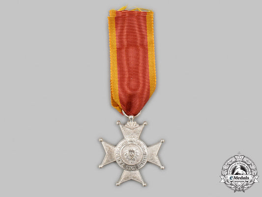 schaumburg-_lippe,_principality._a_princely_house_order,_silver_merit_cross,_c.1918_c2021_251emd_9721_1_1