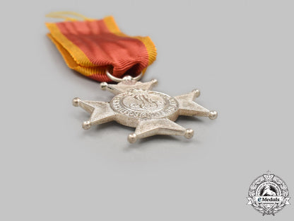 schaumburg-_lippe,_principality._a_princely_house_order,_silver_merit_cross,_c.1918_c2021_252emd_9724_1_1