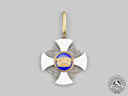 italy,_kingdom._an_order_of_the_crown,_iii_class_commander_in_a_rare_case,_by_rota_g.b.,_genova,_c.1920_c2021_261_mnc6230