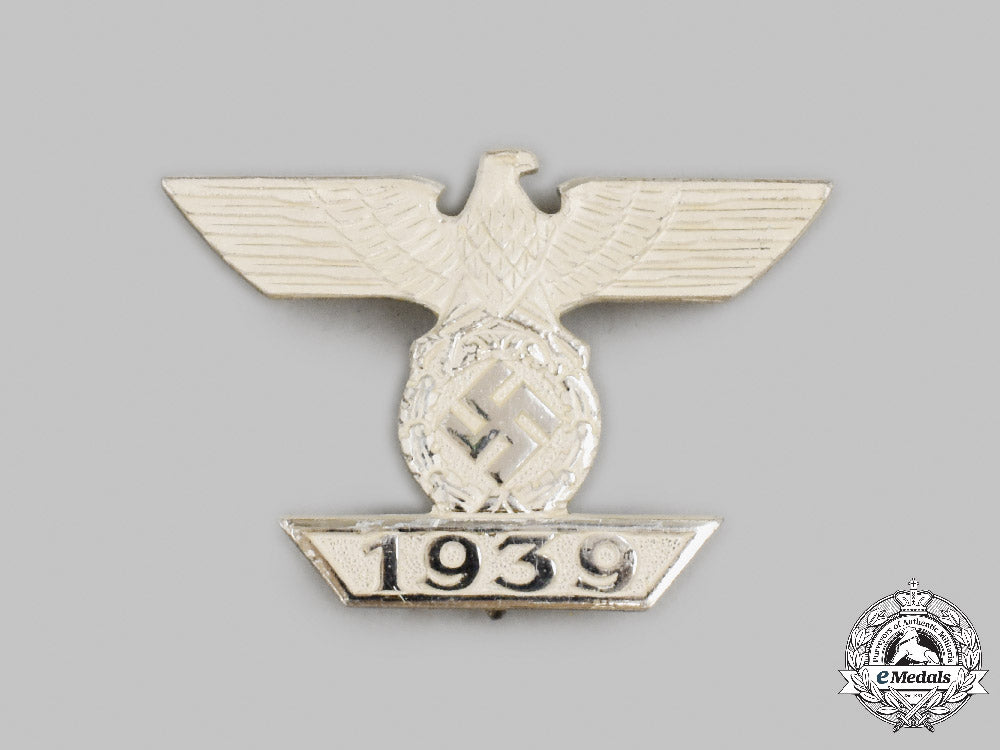 germany,_wehrmacht._a_mint1939_clasp_to_the_iron_cross_i_class,_with_case,_by_b.h._mayer_c2021_280emd_3284