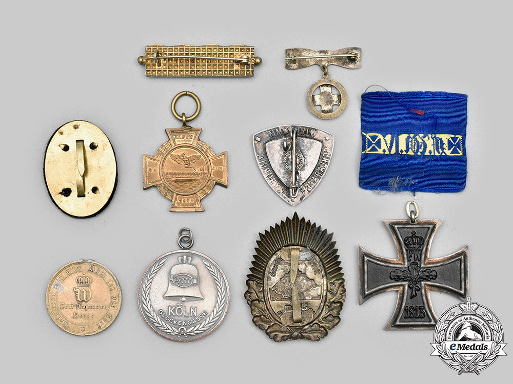 germany._a_mixed_lot_of_decorations_c2021_287_mnc6040_1