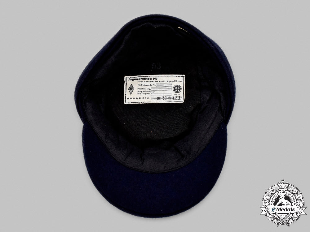 germany,_hj._a_winter_service_cap_c2021_288_mnc9706