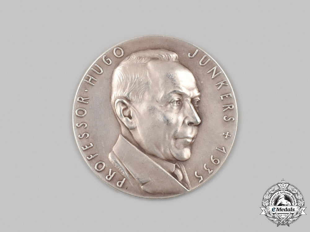 germany,_third_reich._a1935_hugo_junkers_commemorative_silver_medallion,_by_the_bavarian_mint_c2021_302emd_9826