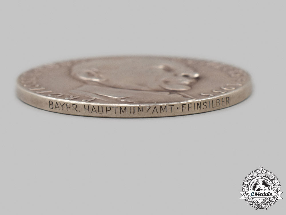 germany,_third_reich._a1935_hugo_junkers_commemorative_silver_medallion,_by_the_bavarian_mint_c2021_304emd_9830