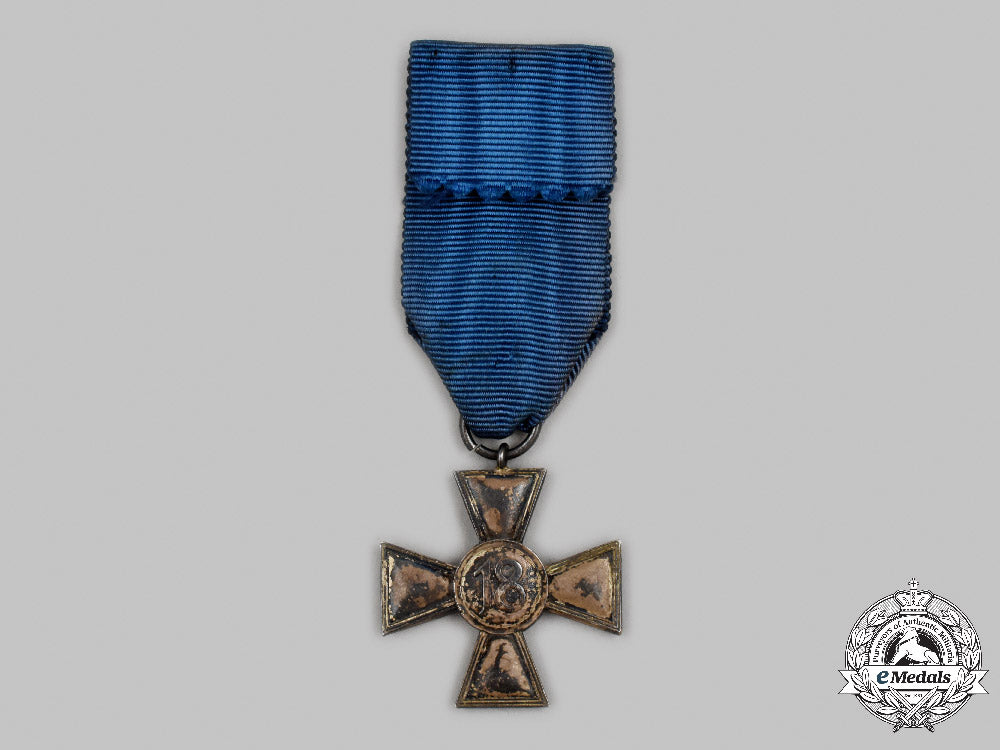 germany,_luftwaffe._a_wehrmacht_long_service_cross,_ii_class_for18_years,_with_luftwaffe_device_c2021_323emd_3368