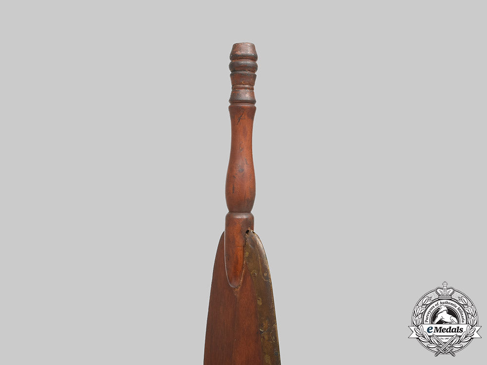 united_kingdom._a_de_havilland_gipsy_moth_propeller_and_hub_hat/_coat_rack1929_c2021_331emd_1001_1