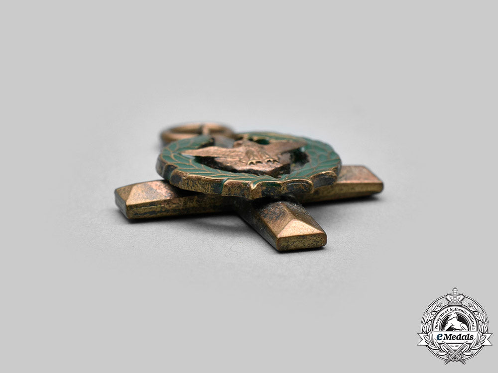united_states._an_air_force_cross,_miniature_c2021_349_mnc6358