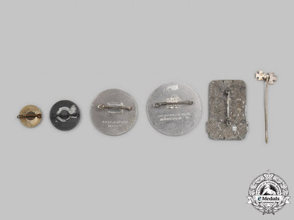 germany,_third_reich._a_mixed_lot_of_badges_c2021_362emd_447