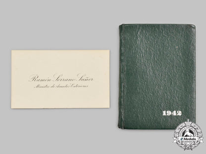 spain,_francoist_era._falange_membership_badge_in_gold,_attributed_to_minister_of_external_affairs_ramón_serrano_suñer_c2021_363_mnc9457