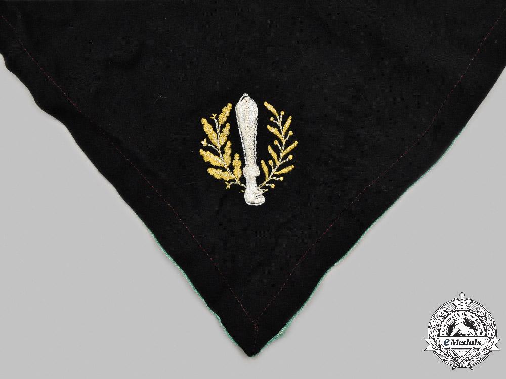 italy_kingdom._a_kerchief_with_ardito's_badge_c2021_372_mnc9611