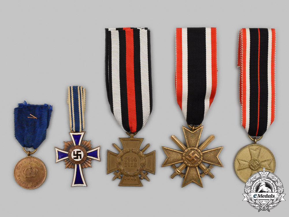 germany._a_mixed_lot_of_medals_c2021_373emd_458