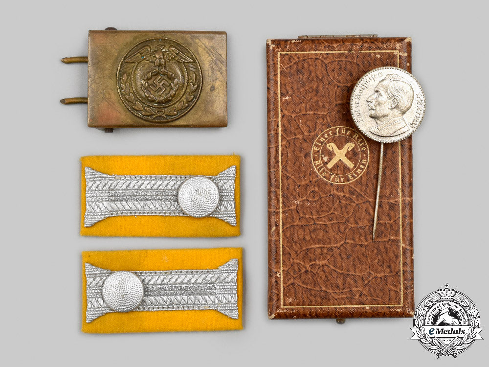 germany,_third_reich._a_mixed_lot_of_uniform_insignia_c2021_380_mnc7330