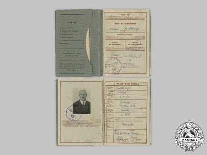 germany,_wehrmacht._a_lot_of_service_books_and_identity_documents_to_a_pair_of_soldiers_with_first_and_second_war_service_c2021_407emd_492