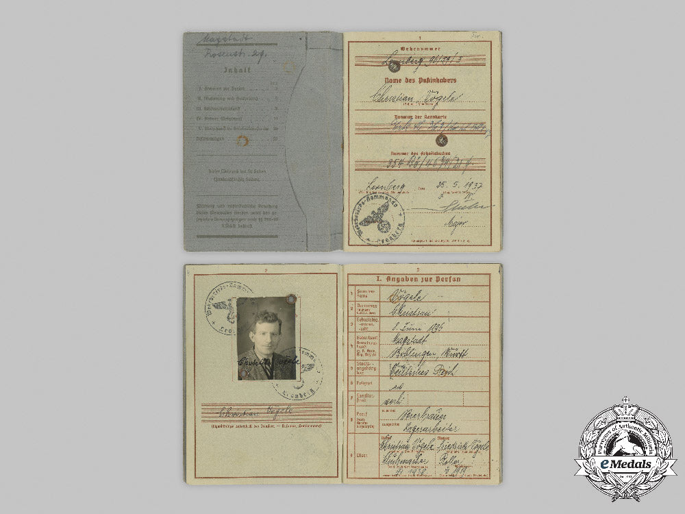 germany,_wehrmacht._a_lot_of_service_books_and_identity_documents_to_a_pair_of_soldiers_with_first_and_second_war_service_c2021_411emd_496
