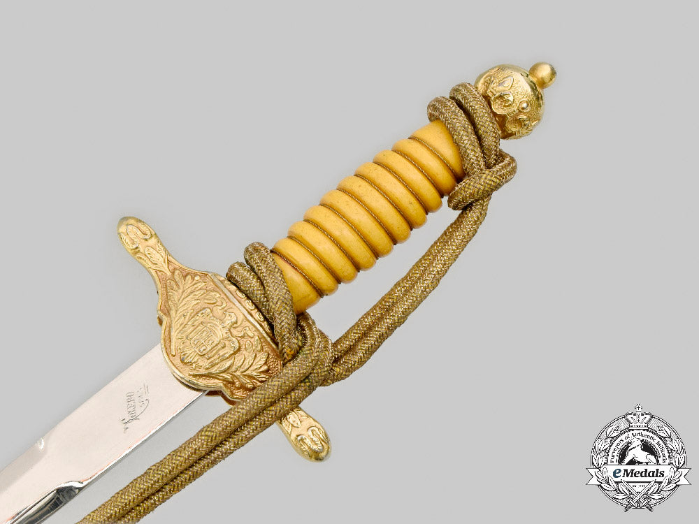 spain._fascist_state._an_air_force_officer's_dagger_c.1950_c2021_432_mnc6111