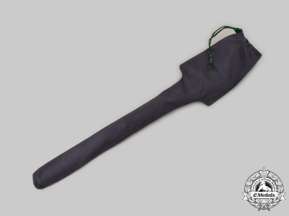 spain._fascist_state._an_air_force_officer's_dagger_c.1950_c2021_434_mnc6122