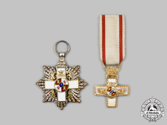 spain,_facist_state._two_miniature_orders_c2021_473_mnc0082_1