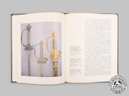 united_kingdom._four_sword_books_c2021_513emd_3985