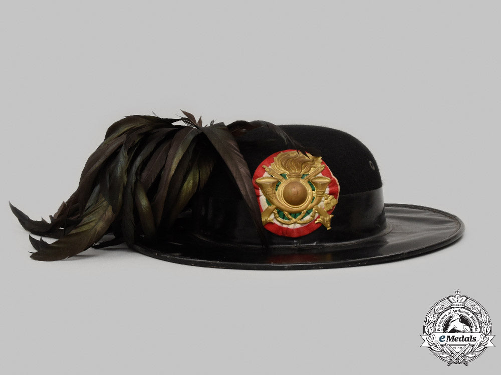 italy,_kingdom._a1_st_bersaglieri_regiment_moretto_hat_c2021_513emd_5363_1