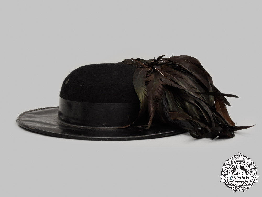 italy,_kingdom._a1_st_bersaglieri_regiment_moretto_hat_c2021_515emd_5367_1