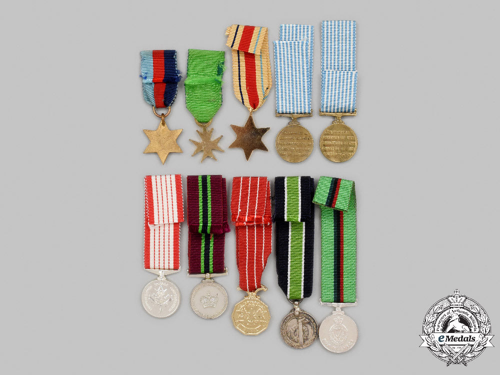 united_kingdom,_canada,_new_zealand,_united_nations,_international._a_lot_of_ten_miniature_awards_c2021_531emd_4074_1