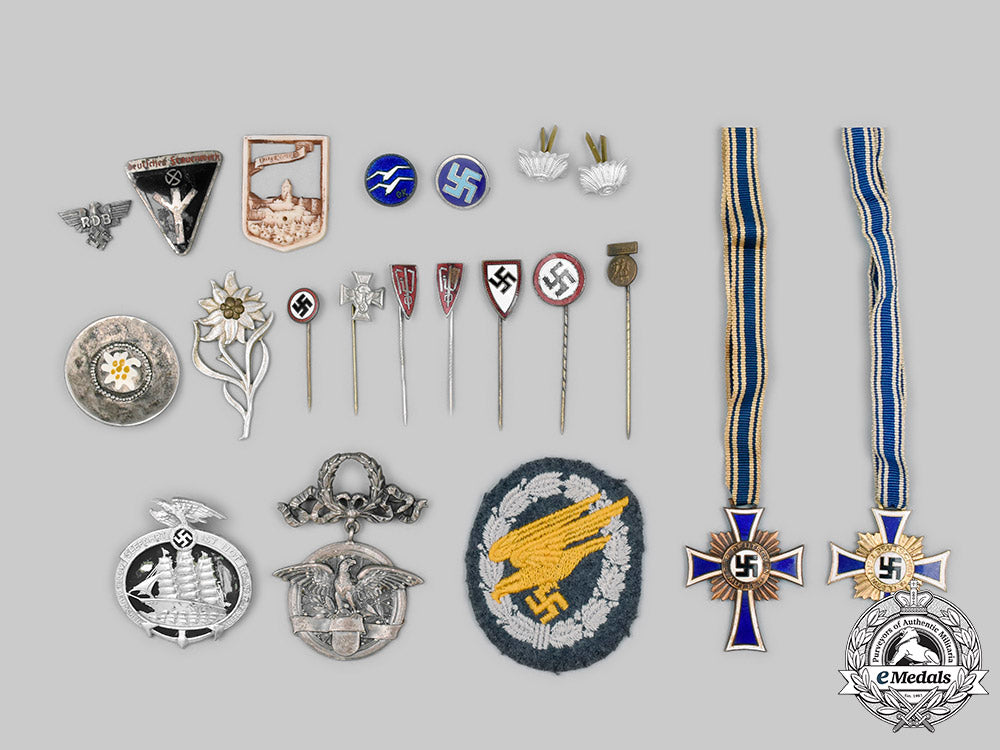 germany,_third_reich._a_mixed_lot_of_decorations_and_insignia_c2021_547_mnc5057