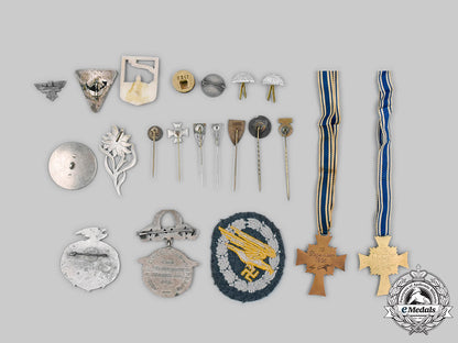 germany,_third_reich._a_mixed_lot_of_decorations_and_insignia_c2021_548_mnc5059