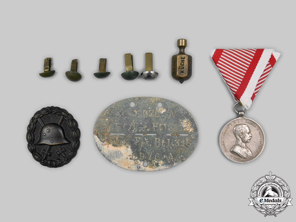 germany._a_mixed_lot_of_insignia_and_accessories_c2021_562_mnc5122