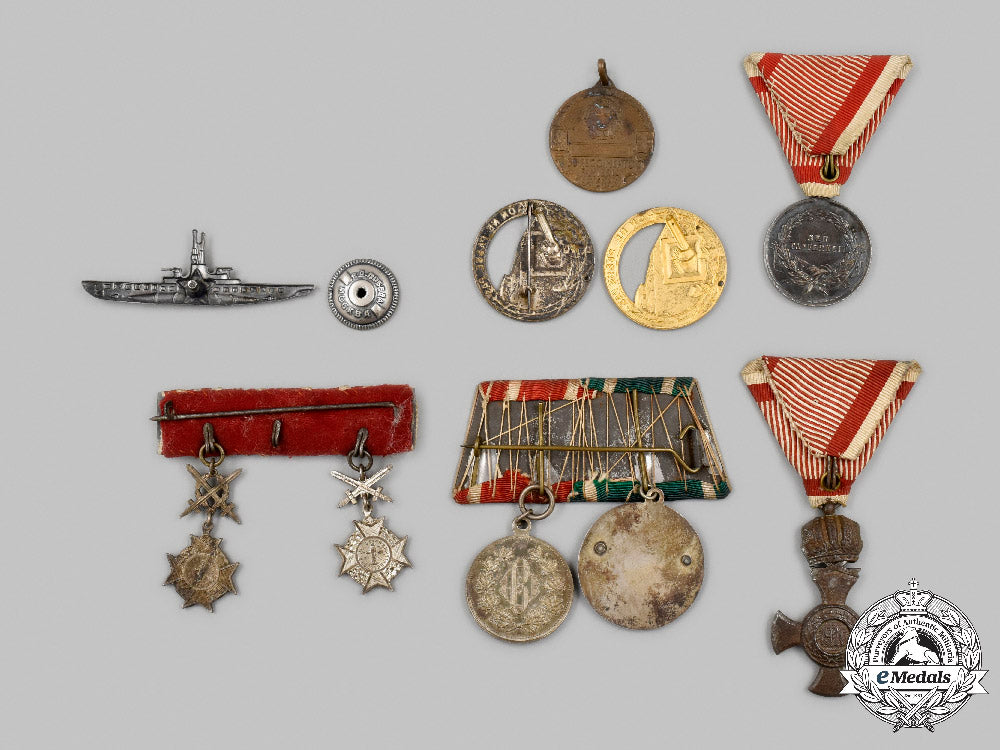 international._a_mixed_lot_of_decorations_c2021_566_mnc0258