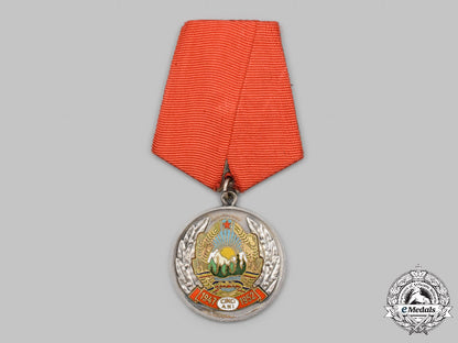 romania,_republic._a_medal_for_the5_th_anniversary_of_the_romanian_people's_republic,_issued_to_gheorghe_gheorghiu-_dej_c2021_594emd_4305