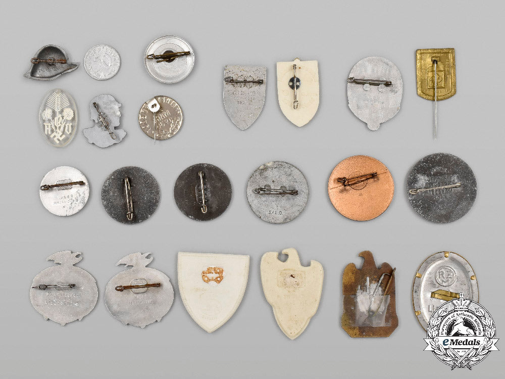 germany,_third_reich._a_mixed_lot_of_commemorative_badges_c2021_595_mnc0395