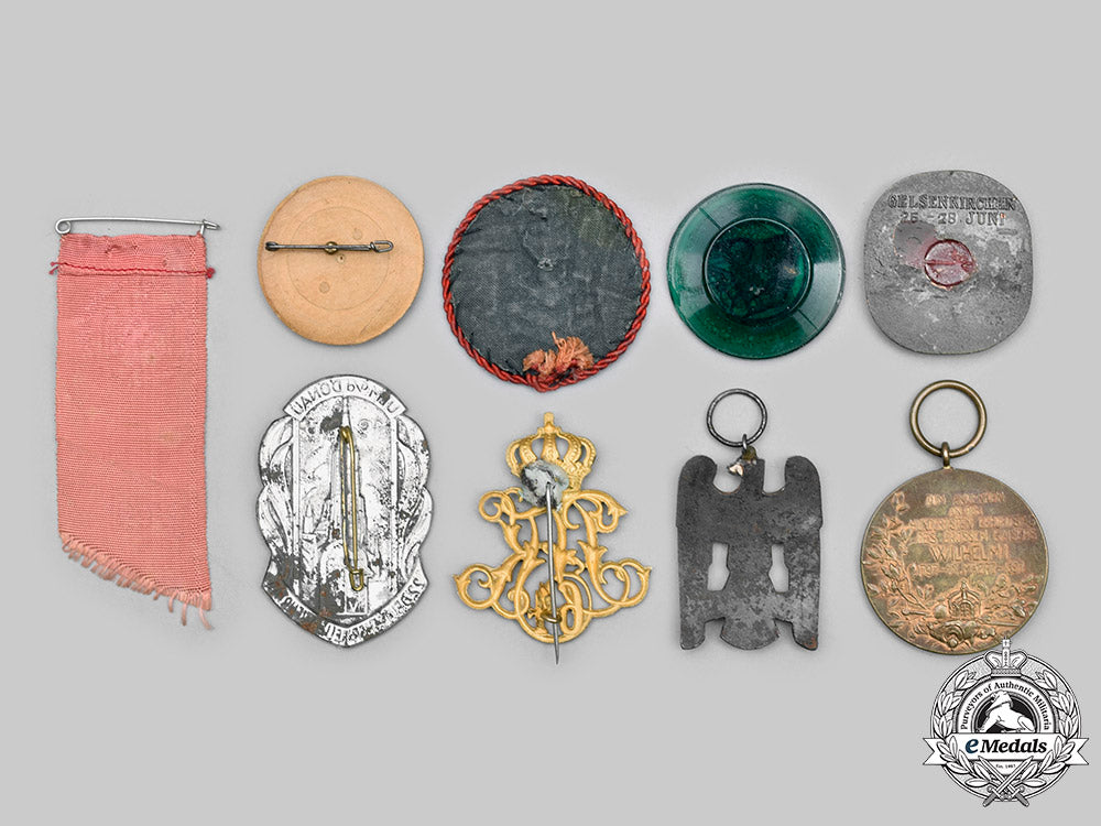 germany._a_mixed_lot_of_medals_and_badges_c2021_608_mnc6351_1