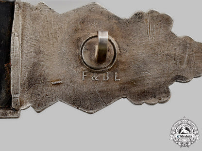 germany,_wehrmacht._a_close_combat_clasp,_silver_grade,_by_funcke&_brüninghaus_c2021_610_mnc7865