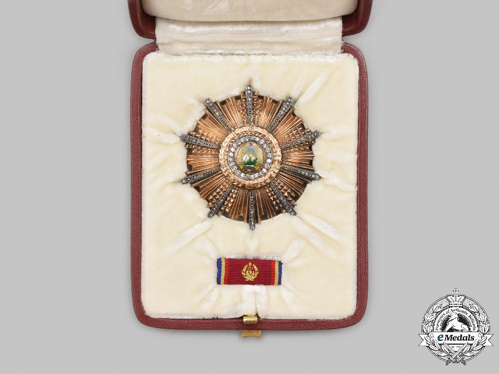 romania,_republic._an_order_of23_rd_august,_i_class_star_in_gold,_belonging_to_gheorghe_gheorghiu-_dej_c2021_613emd_4353_1_1_1