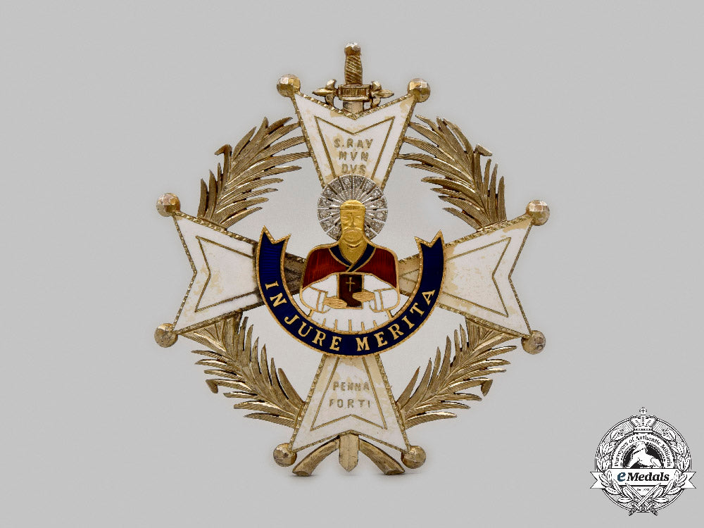 spain,_facist_state._an_order_of_the_cross_of_st._raimond_de_penafort,_cross_of_honour,_collar_badge_with_chain&_star,_c.1955_c2021_644_mnc0582_1