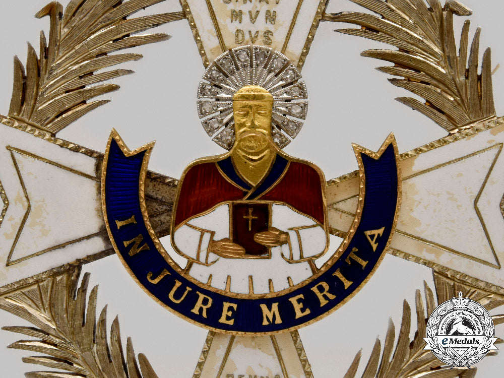spain,_facist_state._an_order_of_the_cross_of_st._raimond_de_penafort,_cross_of_honour,_collar_badge_with_chain&_star,_c.1955_c2021_645_mnc0597_1