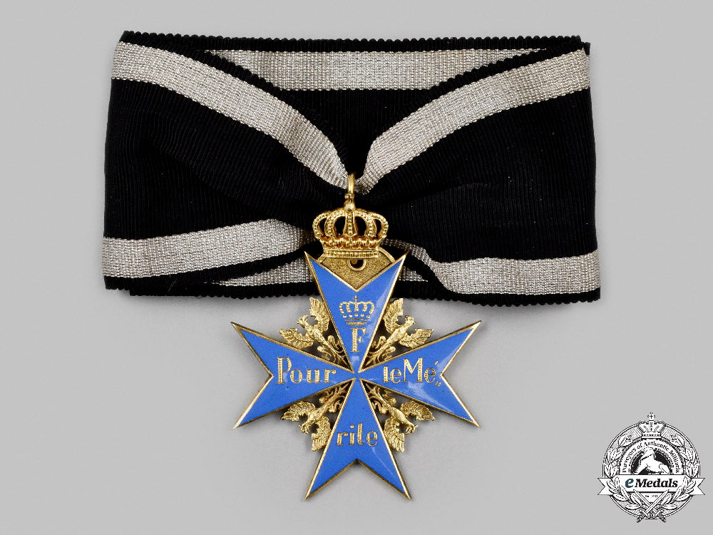 prussia,_kingdom._a_pour_le_mérite_with_crown_decoration,_by_rothe,_c.1925_c2021_666_mnc8231_1