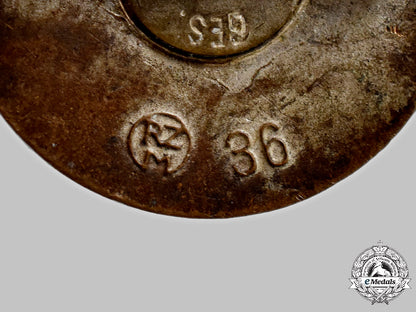 germany,_hj._a_mixed_lot_of_deutsches_jungvolk_and_hj_badges_c2021_674_mnc7504_1