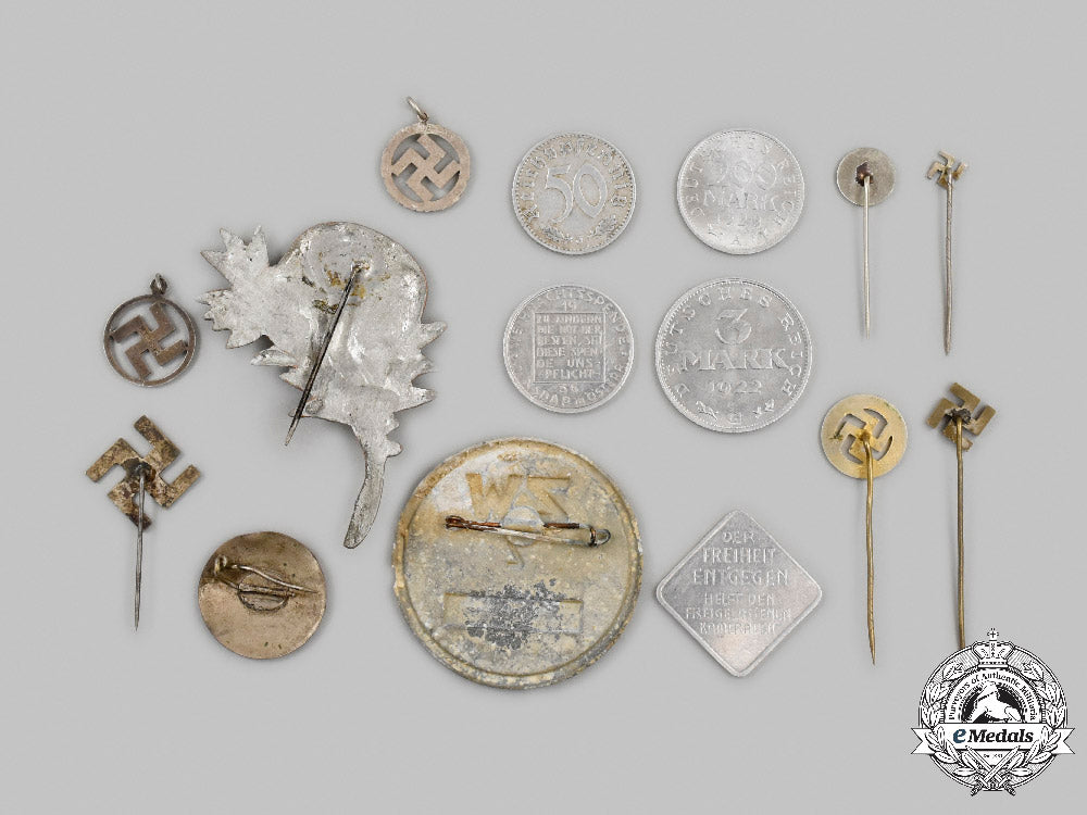 germany,_third_reich._a_mixed_lot_of_badges_and_coins_c2021_692_mnc7547