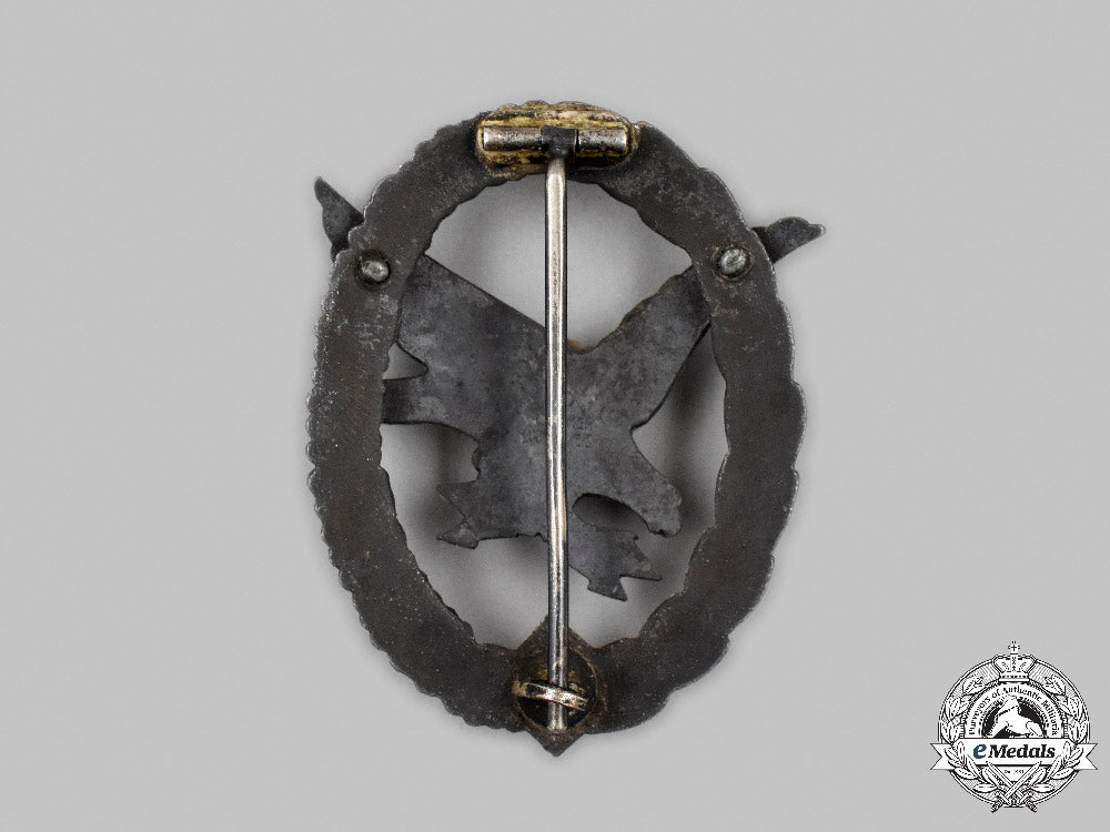 germany,_luftwaffe._a_radio_operator_and_air_gunner_badge,_by_wilhelm_deumer_c2021_694_mnc0525